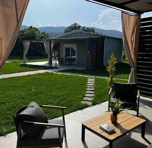 •naiades Villas• Odysseus• Ladhario
